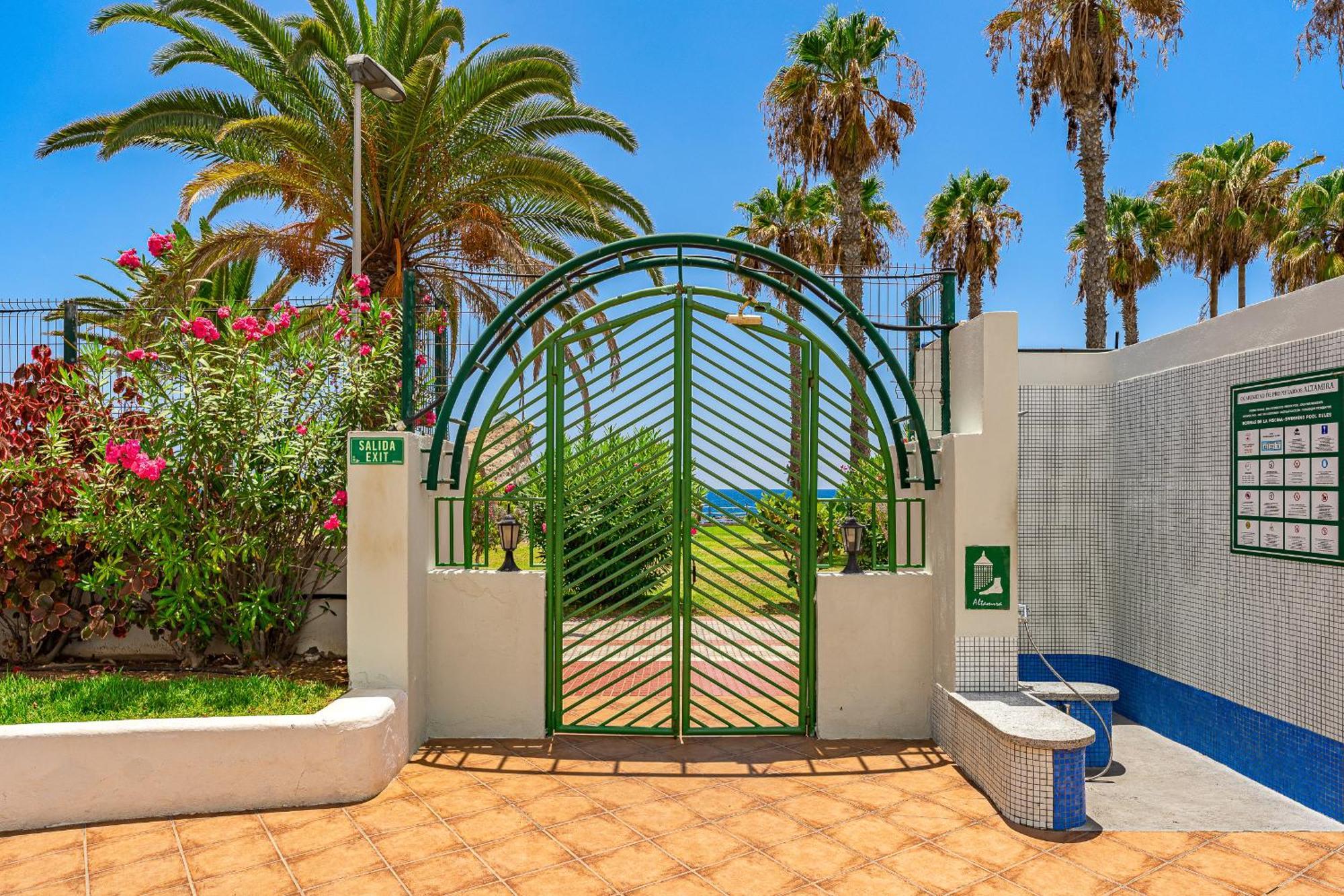 Apartment In Complex Altamira With Direct Ocean View Costa Adeje  Kültér fotó